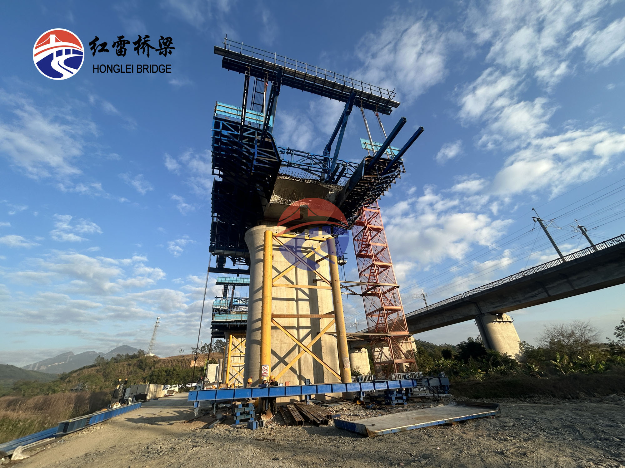 廣東深汕鐵路2標(biāo)掛籃租賃